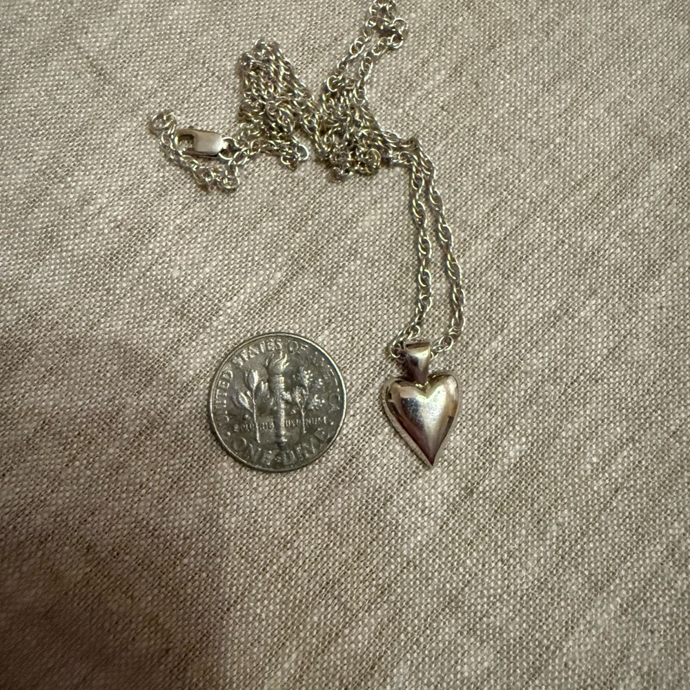 Sophie Buhai tiny heart pendant on a chain , 925 - Picture 5 of 5